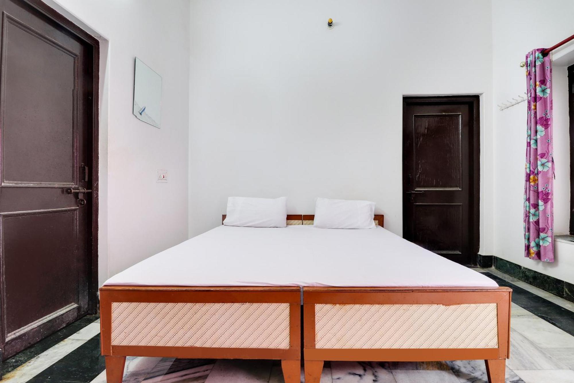 Hotel O Hanuman Bagh Ayodhya Dış mekan fotoğraf
